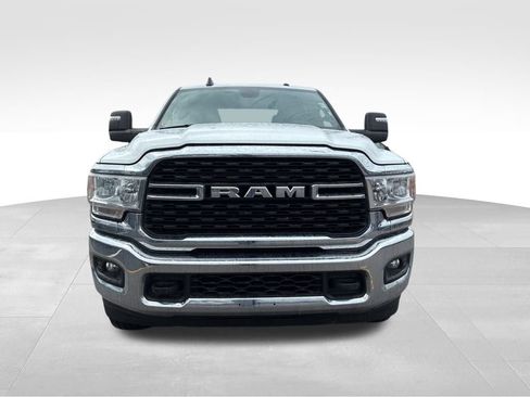 Used 2024 RAM 3500 Big Horn image 9