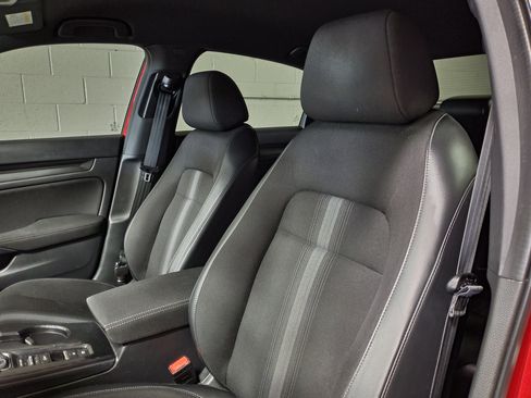 Used 2022 Honda Civic Sport image 17