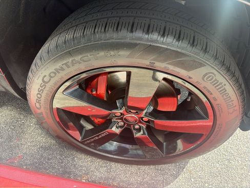 Used 2023 Land Rover Defender 110 X AWD/4WD image 3