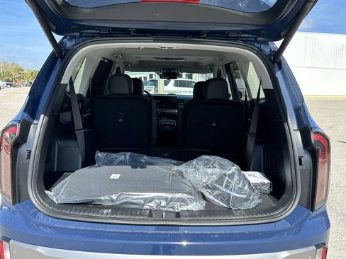 New 2025 Kia Telluride EX image 11