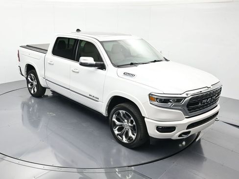 Used 2024 RAM 1500 Limited AWD/4WD image 32