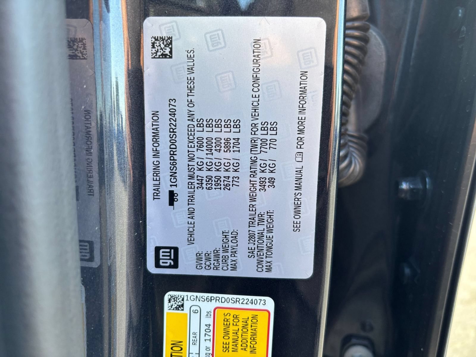 Used 2025 Chevrolet Tahoe Z71 AWD/4WD image 32
