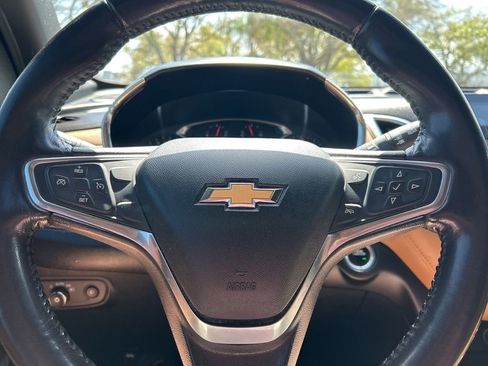 Used 2018 Chevrolet Equinox Premier image 24