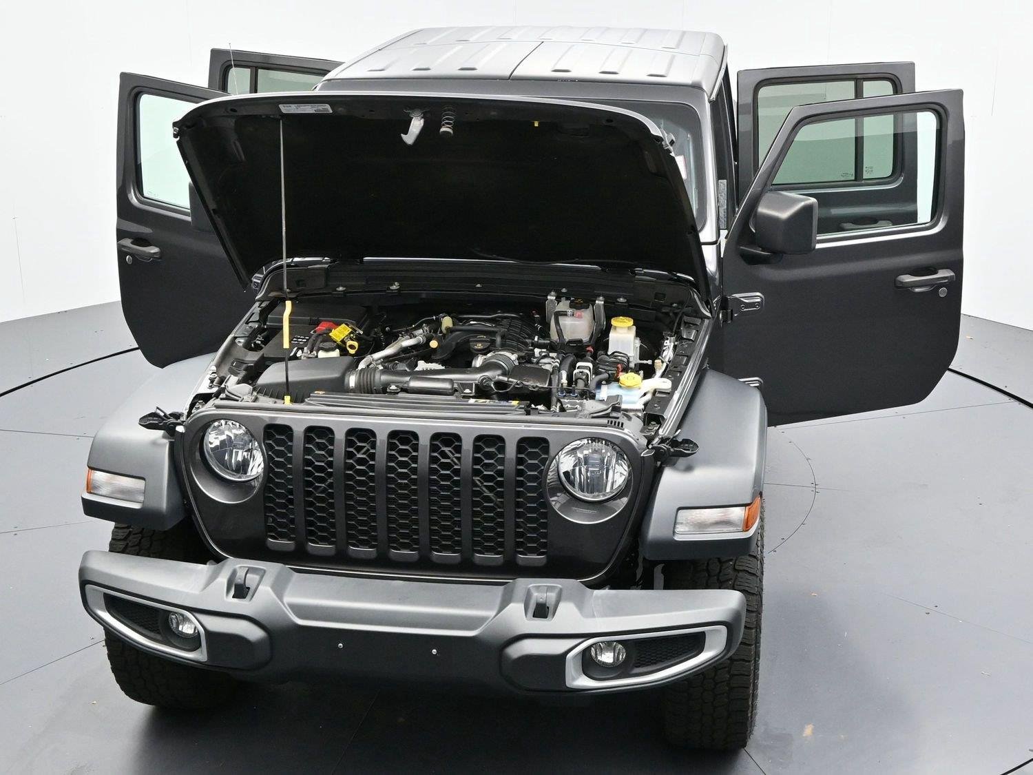 Used 2023 Jeep Gladiator Sport AWD/4WD image 38