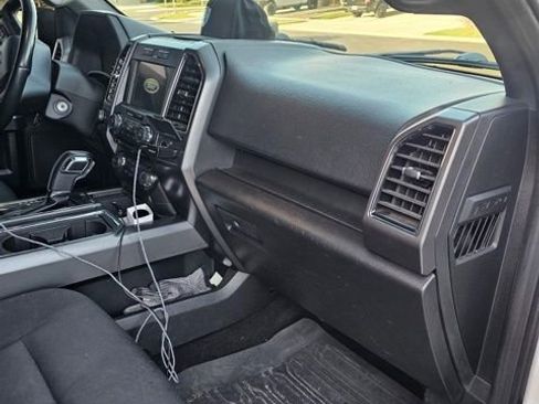 Used 2018 Ford F150 XLT w/ Equipment Group 302A Luxury AWD/4WD image 8