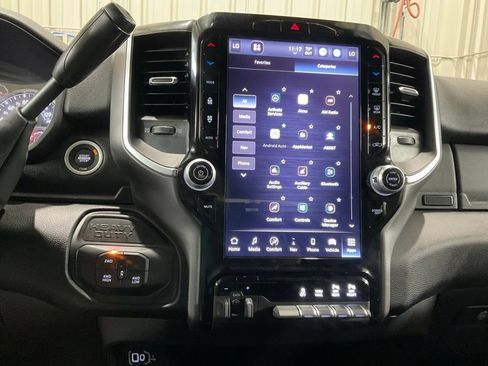 Used 2026 RAM 2500 Big Horn AWD/4WD image 16