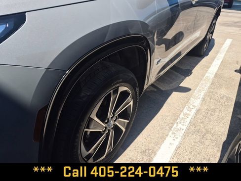 Used 2026 Buick Enclave Sport Touring FWD image 5