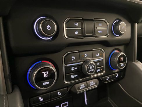 Used 2023 Chevrolet Tahoe LT image 40