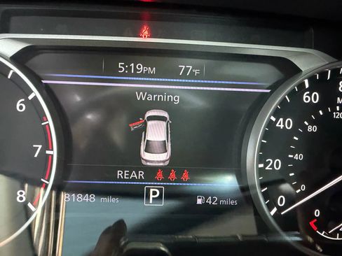 Used 2021 Nissan Sentra SV FWD image 18