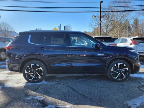 New 2025 Mitsubishi Outlander SEL image 6
