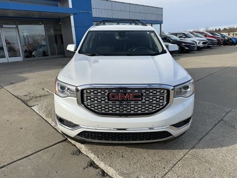 Used 2018 GMC Acadia Denali image 8