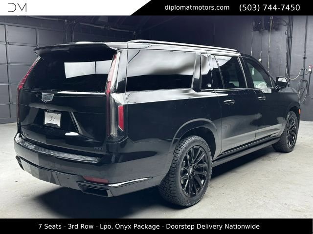 Used 2023 Cadillac Escalade ESV Sport Platinum w/ LPO, ONYX Package AWD/4WD image 7