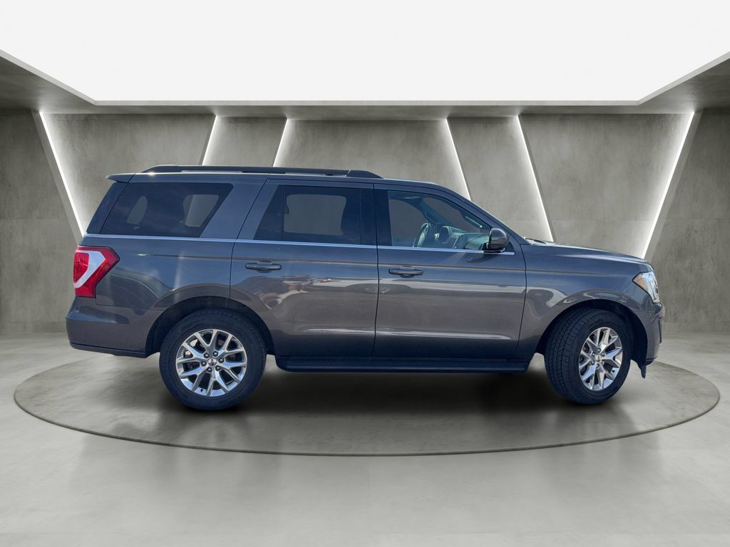 Used 2021 Ford Expedition XLT AWD/4WD image 8