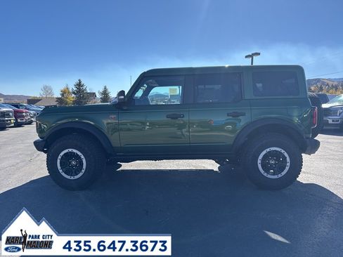 New 2025 Ford Bronco Badlands image 6
