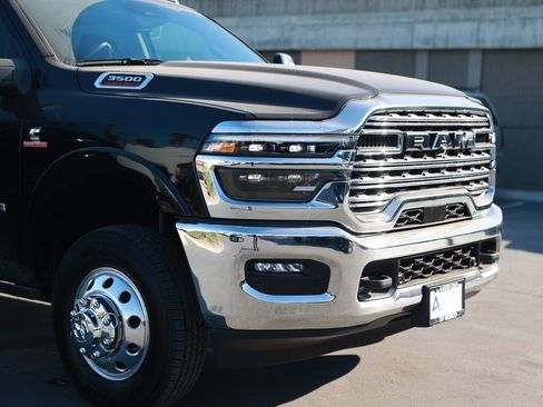 New 2026 RAM 3500 Longhorn image 7