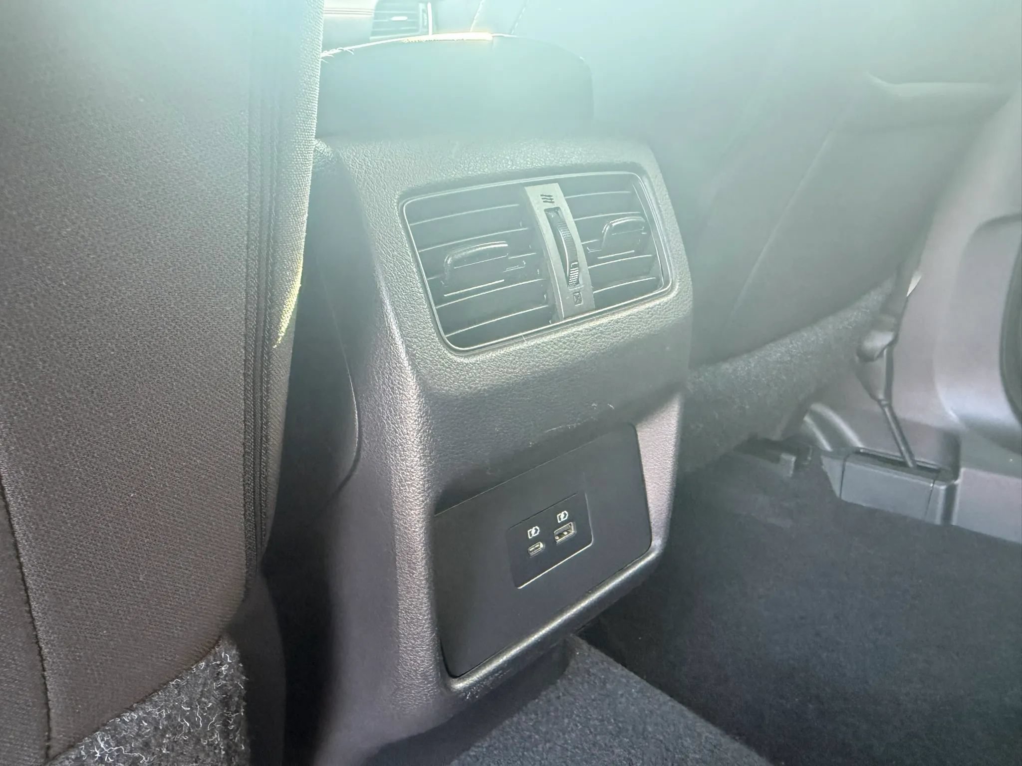 Used 2023 Nissan Rogue SV AWD/4WD image 22