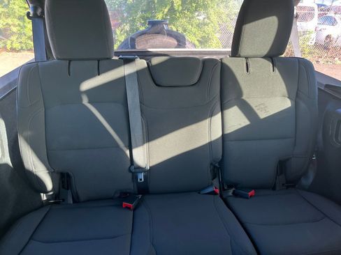 Used 2023 Jeep Wrangler Sport image 37