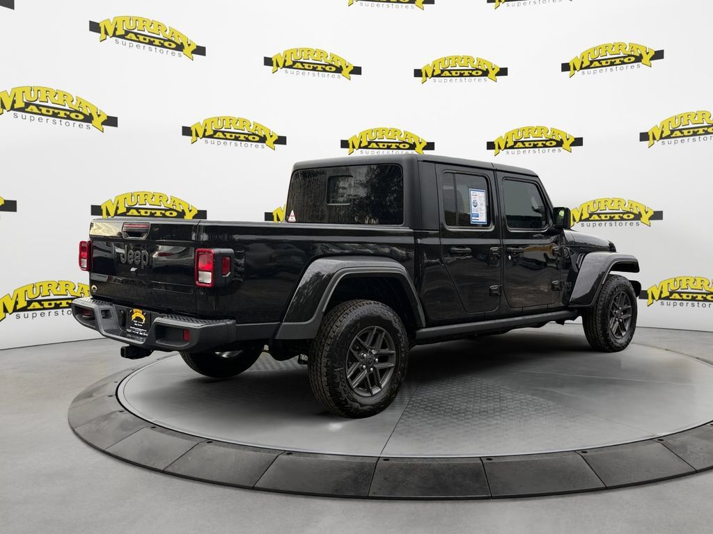 New 2025 Jeep Gladiator Sport AWD/4WD image 5