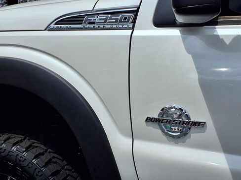 Used 2015 Ford F350 Platinum w/ Snow Plow Prep Package AWD/4WD image 32