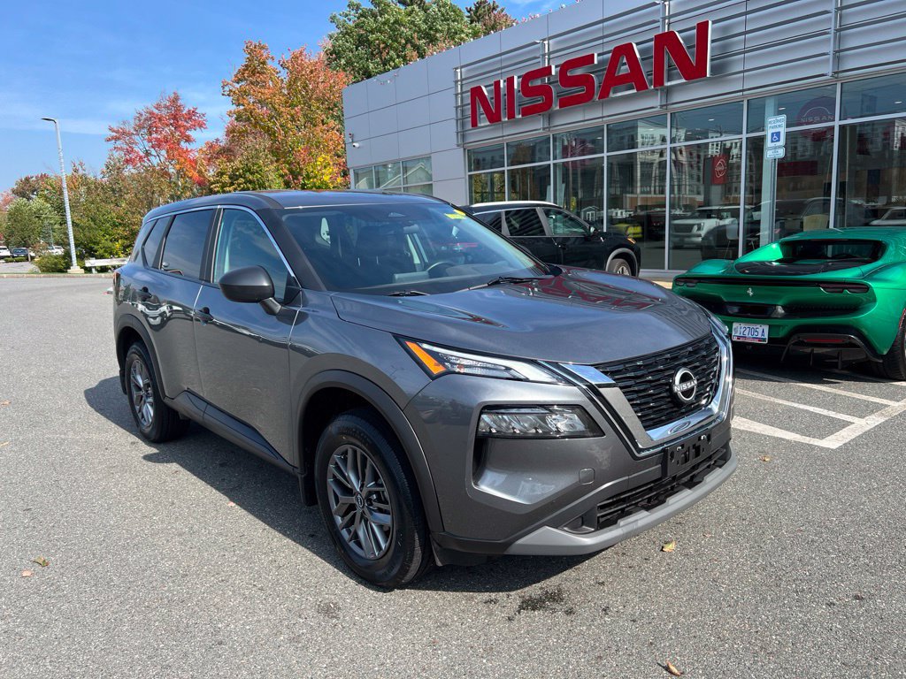 Used 2023 Nissan Rogue S AWD/4WD image 1