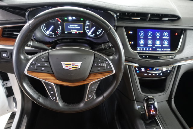 Used 2024 Cadillac XT5 Premium Luxury AWD/4WD image 12