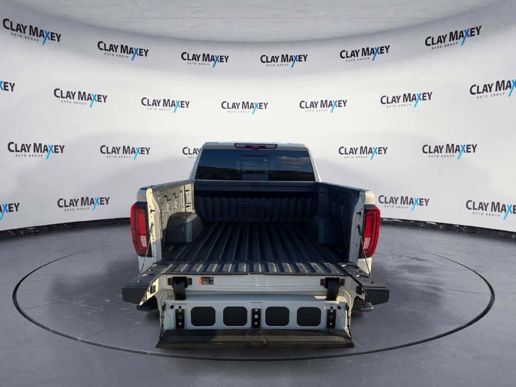 Used 2026 GMC Sierra 1500 Denali w/ Technology Package AWD/4WD image 16