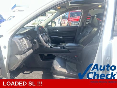 Certified 2023 Nissan Pathfinder SL w/ SL Premium Package AWD/4WD image 12