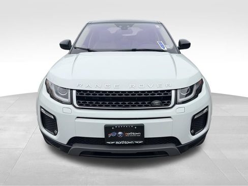 Used 2017 Land Rover Range Rover Evoque SE AWD/4WD image 11