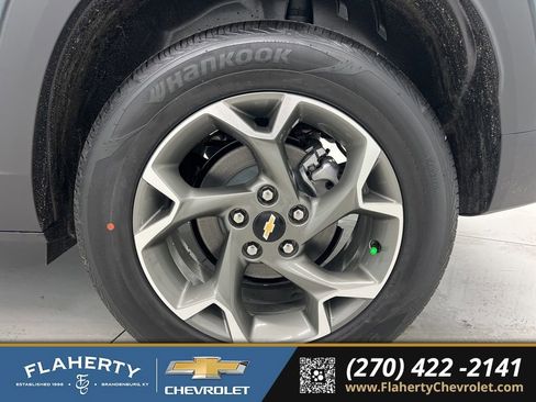 New 2026 Chevrolet Trax LT image 19