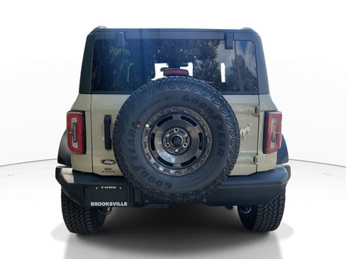 New 2025 Ford Bronco Badlands image 5