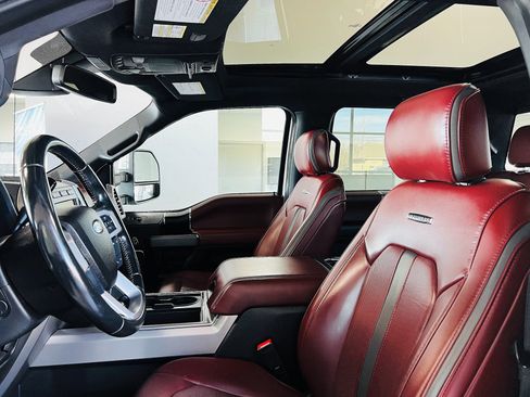 Used 2019 Ford F250 Platinum w/ Platinum Ultimate Package image 12