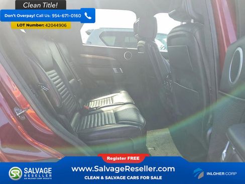 Used 2017 Land Rover Discovery HSE image 15