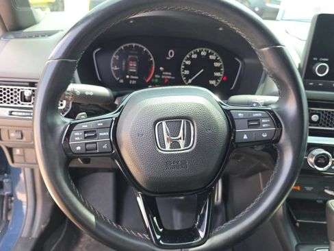 Used 2025 Honda Civic Sport image 14