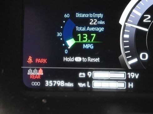 Used 2023 Toyota Tundra Limited AWD/4WD image 13