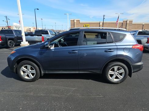 Used 2014 Toyota RAV4 XLE image 6