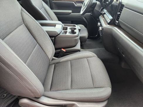 Used 2024 GMC Sierra 1500 Elevation image 14