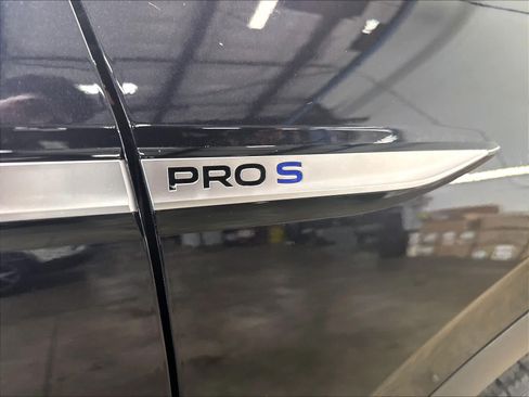 Used 2023 Volkswagen ID.4 Pro S RWD image 26