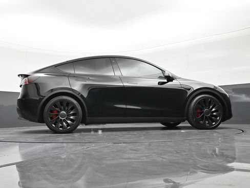 Used 2022 Tesla Model Y Performance AWD/4WD image 24