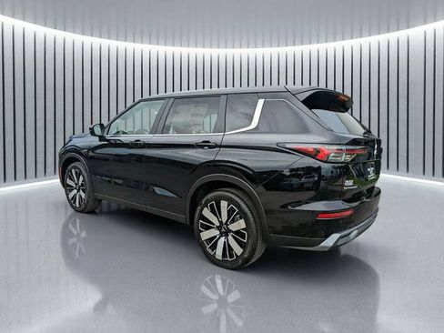 New 2026 Mitsubishi Outlander SE FWD image 6