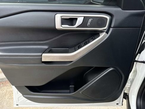 Used 2023 Ford Explorer XLT w/ Equipment Group 202A image 16