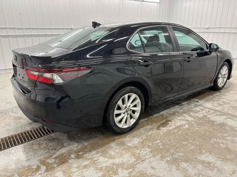 Used 2023 Toyota Camry LE FWD image 7