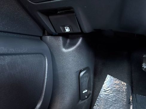Used 2023 Nissan Sentra SV FWD image 26