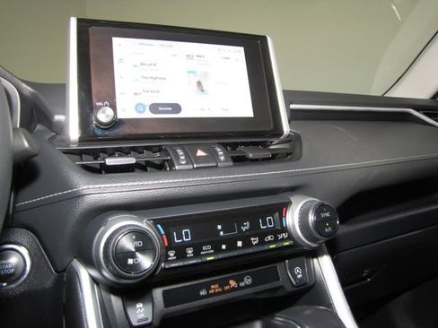 Used 2025 Toyota RAV4 XLE Premium FWD image 7