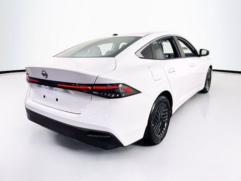 New 2026 Nissan Sentra SV image 5