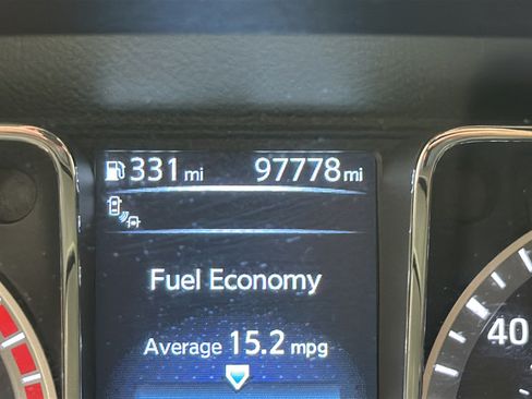 Used 2017 Nissan Titan PRO-4X AWD/4WD image 17