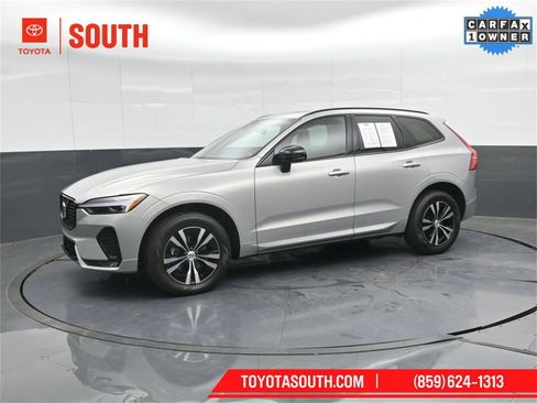 Used 2024 Volvo XC60 B5 Core image 7