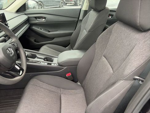 Certified 2025 Honda Accord LX image 10