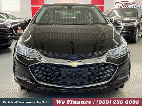 Used 2019 Chevrolet Cruze LS w/ LS Convenience Package FWD image 3