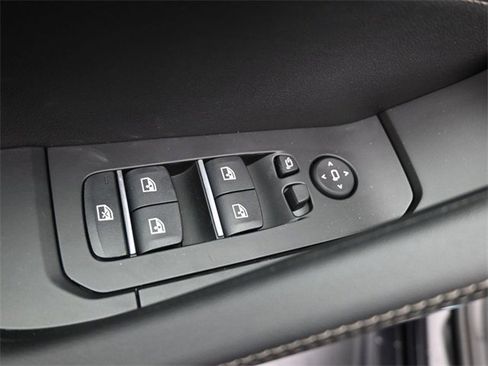 New 2026 BMW X6 xDrive40i image 13