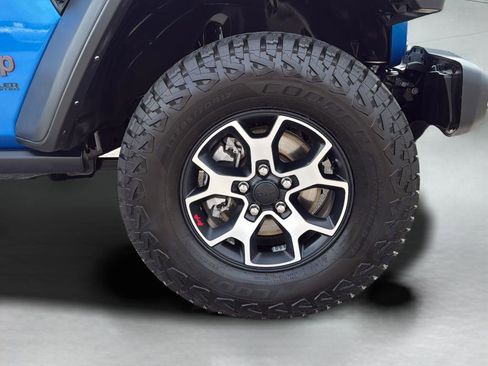 Used 2022 Jeep Wrangler Unlimited Rubicon AWD/4WD image 9